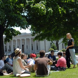 students at the Minneapolis Institute of Art